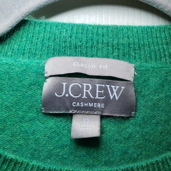 J. Crew Cashmere classic-fit crewneck sweater in Soft Green Size XS - Picture 11 of 11